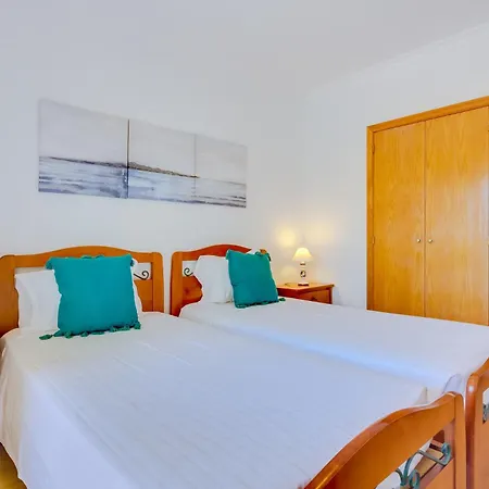 Apartment Melias, 2 Quartos E Piscina, Vilamoura *