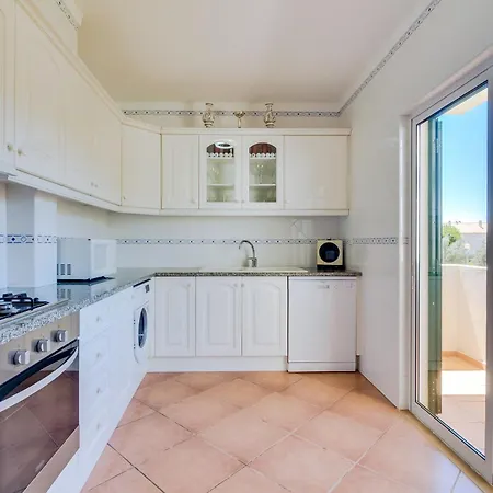 Melias, 2 Quartos E Piscina, Vilamoura Quarteira