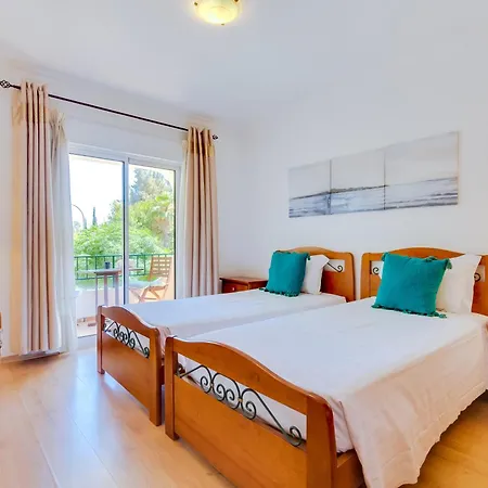 Melias, 2 Quartos E Piscina, Vilamoura