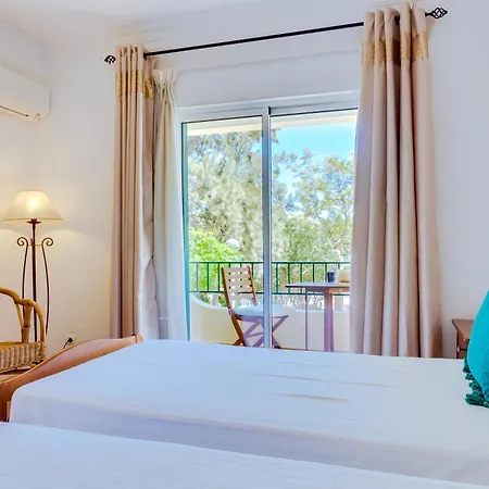 Melias, 2 Quartos E Piscina, Vilamoura *