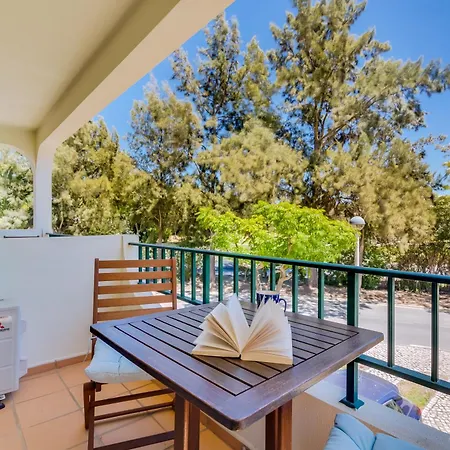 Melias, 2 Quartos E Piscina, Vilamoura *