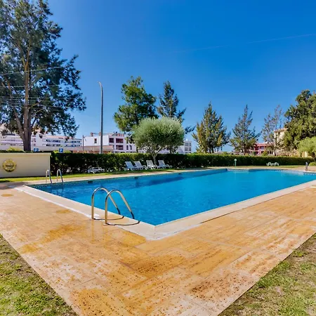 Melias, 2 Quartos E Piscina, Vilamoura Apartment Quarteira